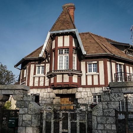 Apakabar Homestay - Proche Gare Melun, Parking Prive, Netflix La Rochette  Exterior photo