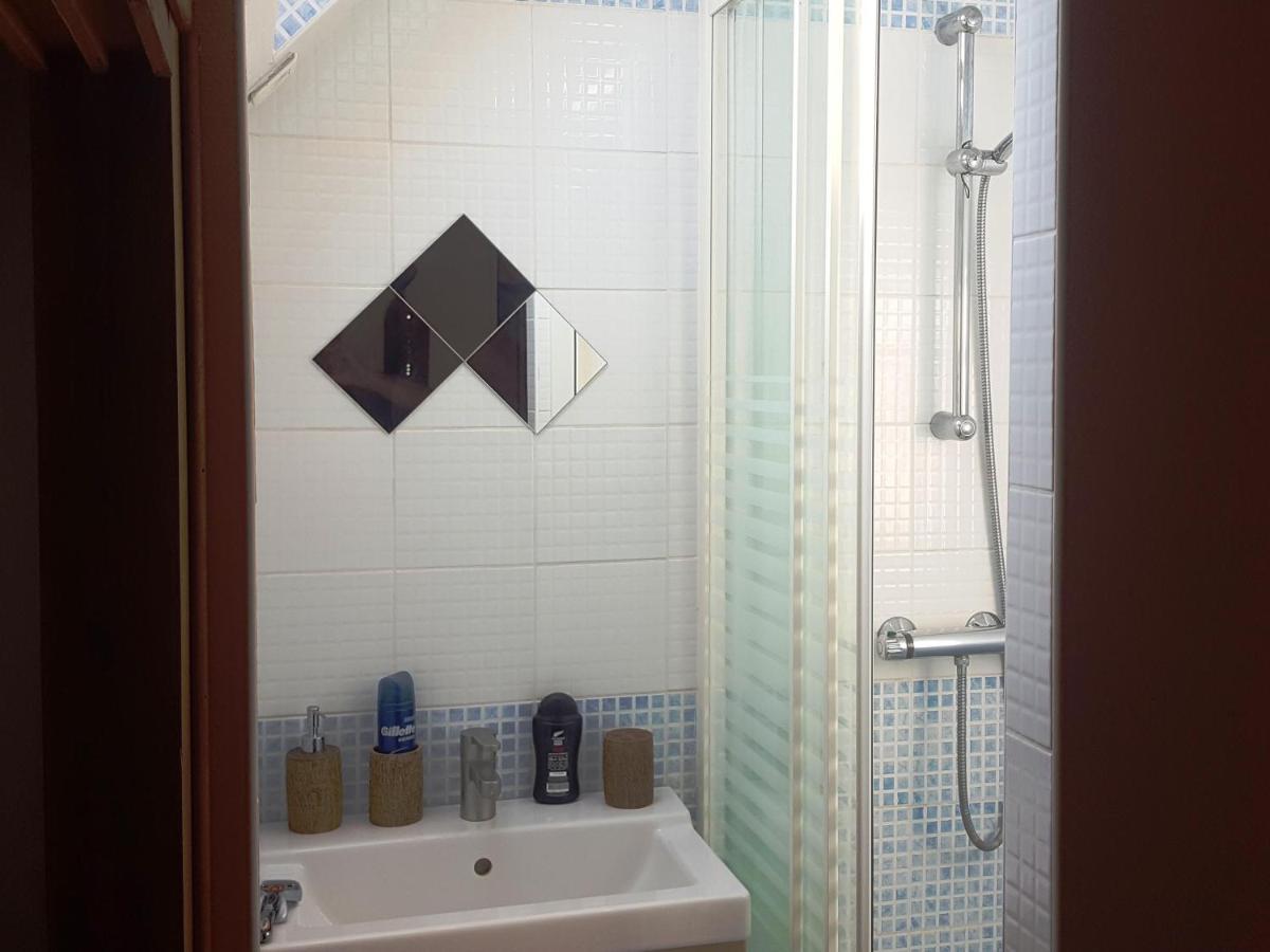 Apakabar Homestay - Proche Gare Melun, Parking Prive, Netflix La Rochette  Exterior photo