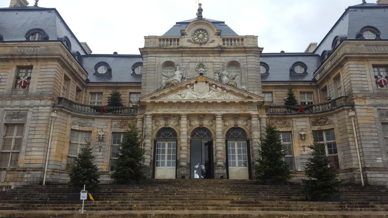 Apakabar Homestay - Proche Gare Melun, Parking Prive, Netflix La Rochette  Exterior photo